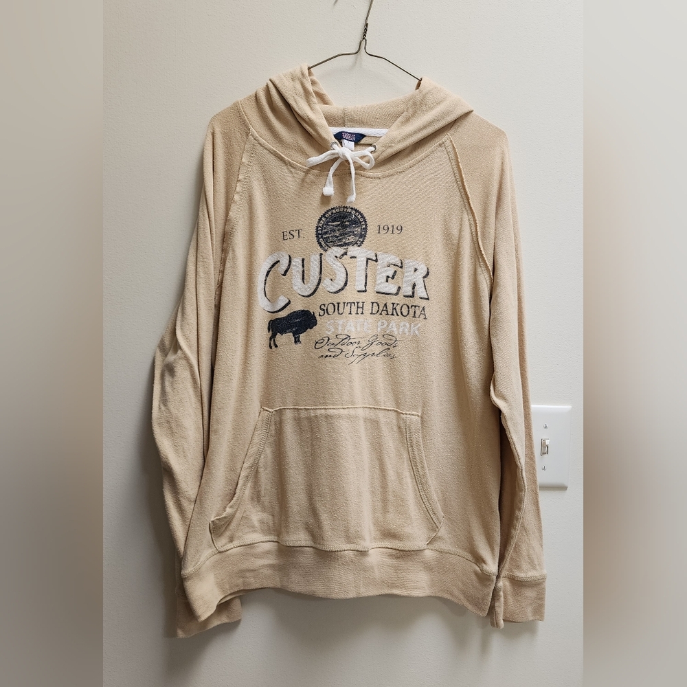 MV Sport Tan Custer State Park Lightweight Hoodie Women's Pullover Size L